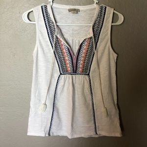Lucky Brand Tank | White w Colored Embroidery | XS